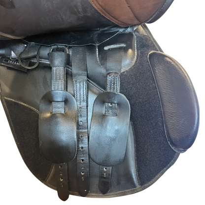 17.5" Thorowgood Cob T4 Saddle *Adjustable Gullet*