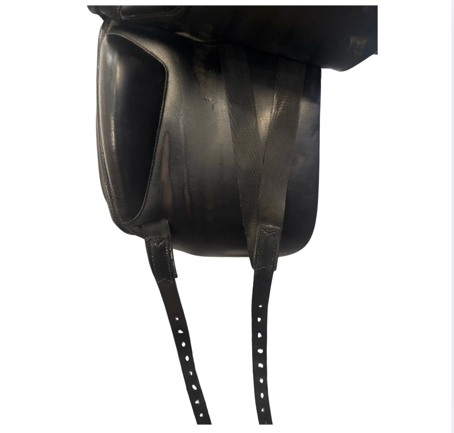 18" Amerigo Classic Dressage Saddle