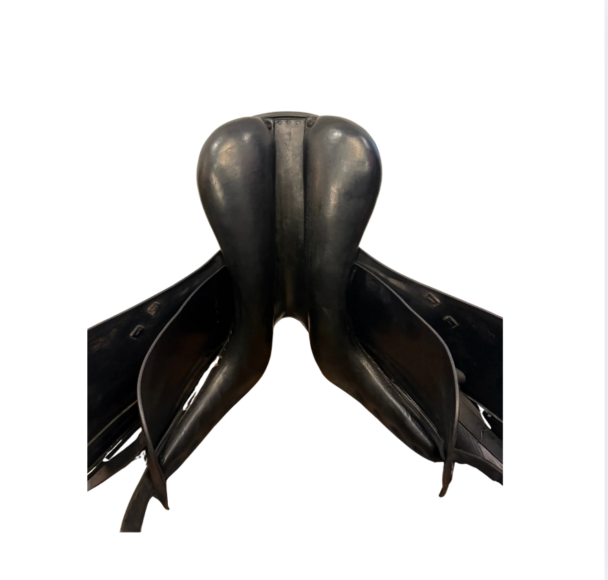 18" Amerigo Classic Dressage Saddle